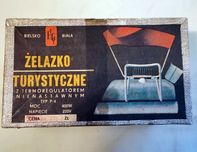 Oryginalne, nieużywane żelazko turystyczne PRL.