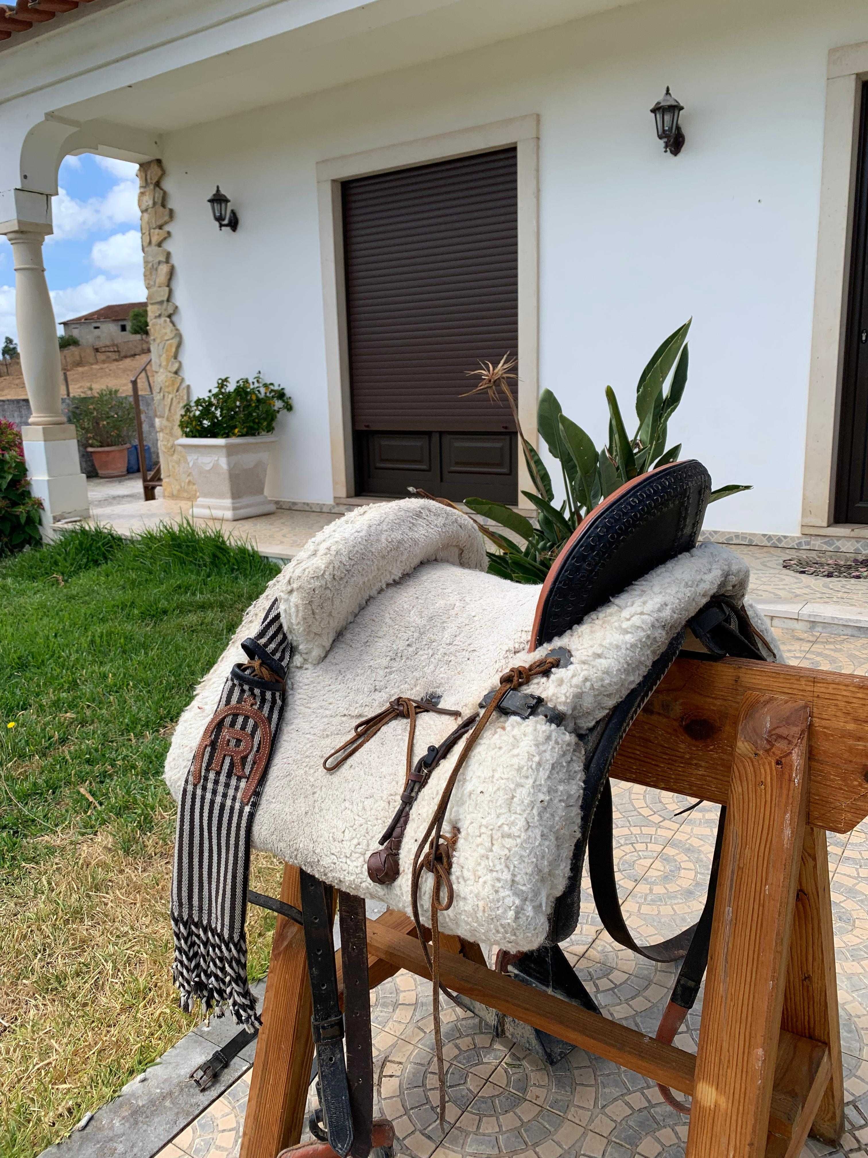 montura sela espanhola