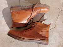Botas de Homem em Bom Estado