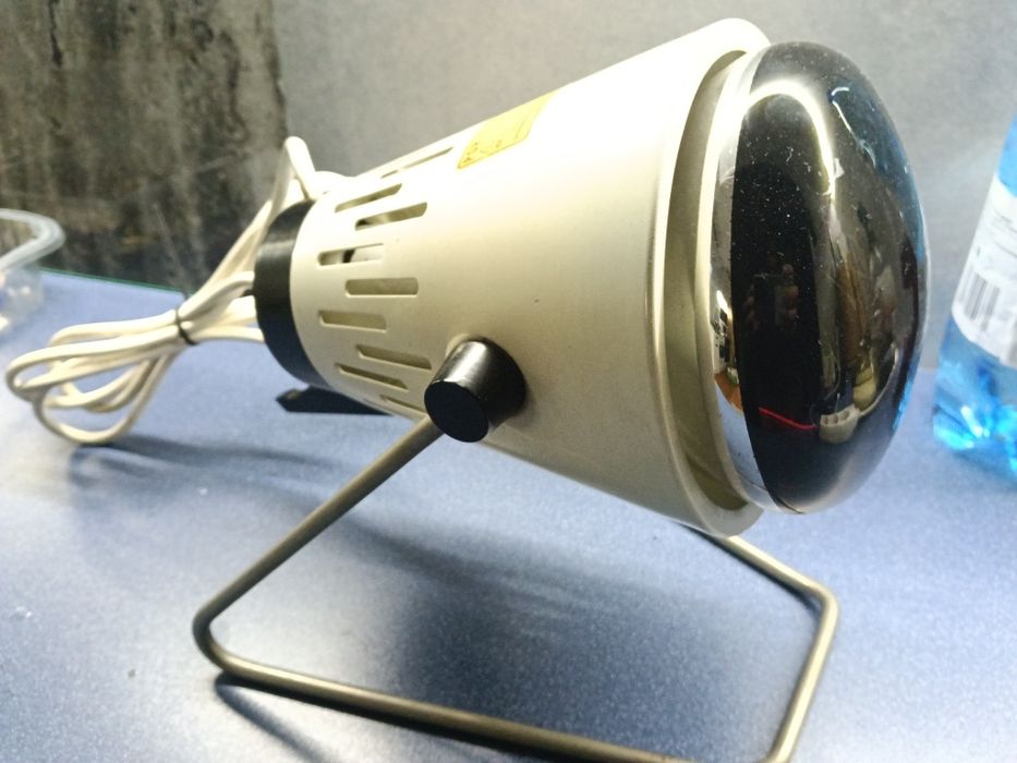 Lampa medyczna nagrzewająca DDR vintage ! Super stan !