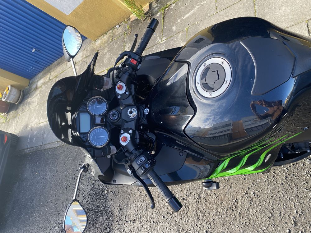 Kawasaki zzr 1400