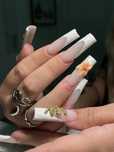 Unhas de gel e verniz gel