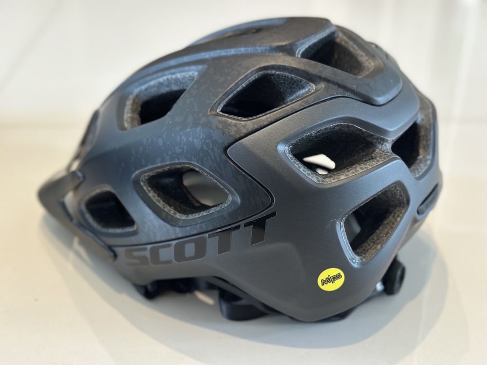 Scott Vivio Plus - M 55-59 - kask mtb trail
