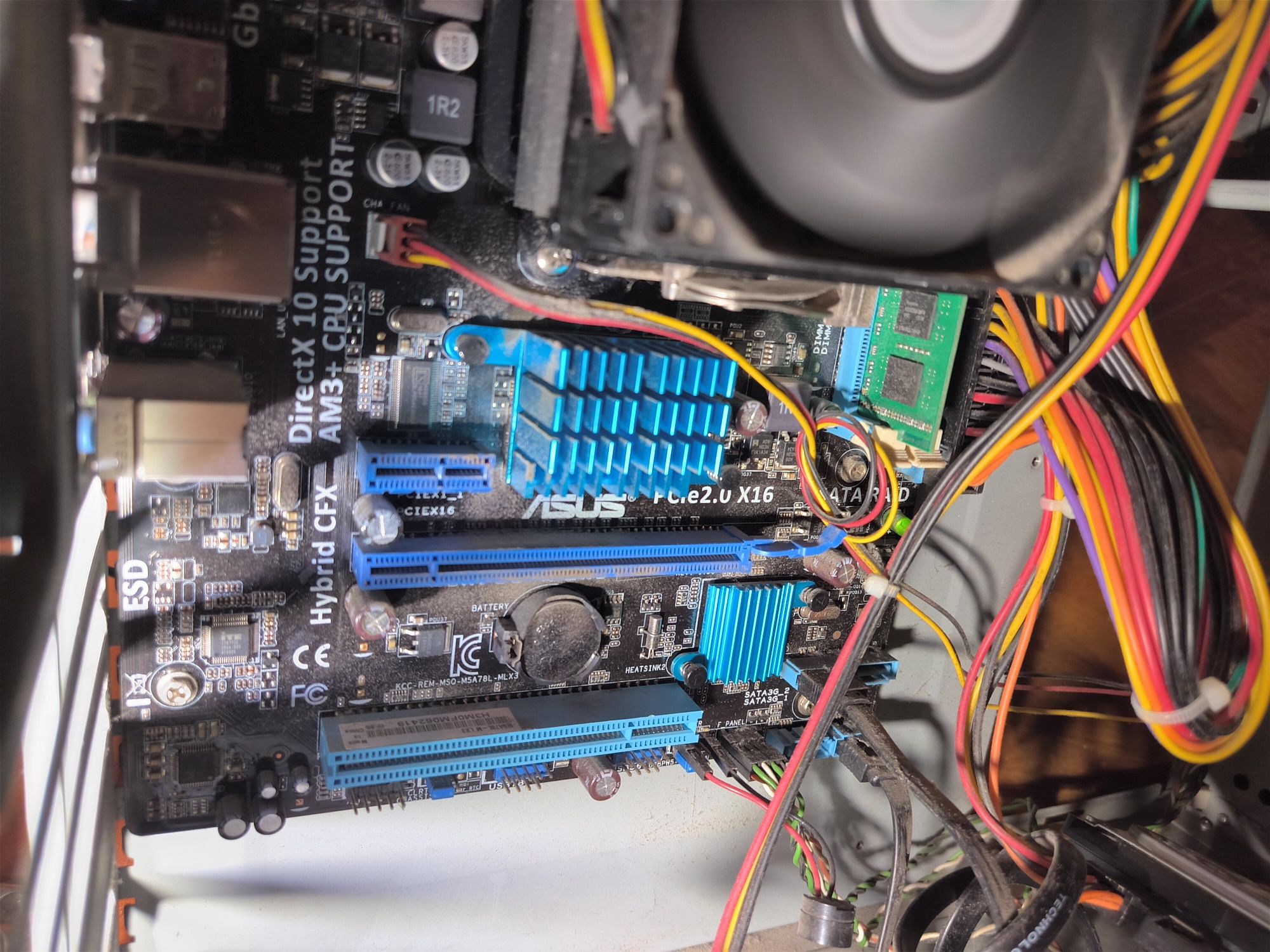Комп: ASUS M5A78L M LX3, Kingston RAM DDR3 4Gb, Athlon II X2 255