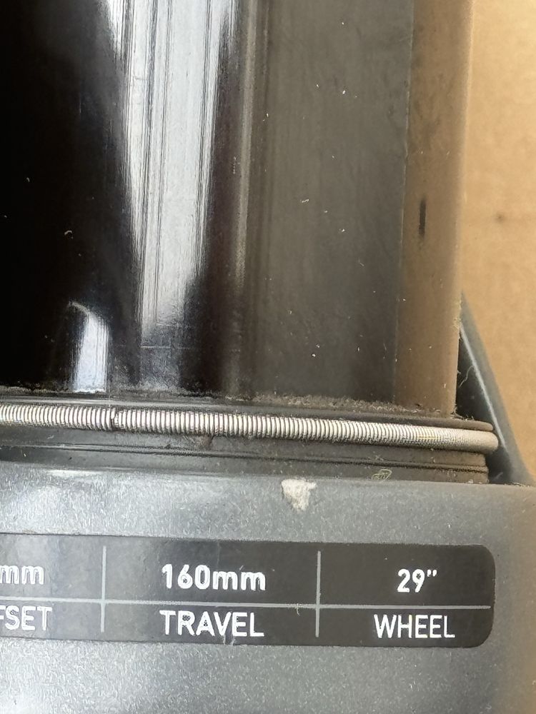 Rock Shox Zeb Ultimate Charger 3.0 160mm 29”