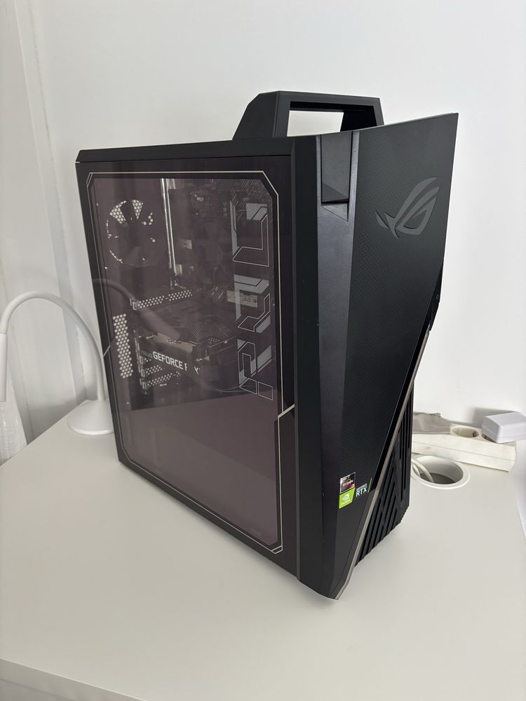 Asus ROG Gaming PC - Perifericos Incluidos