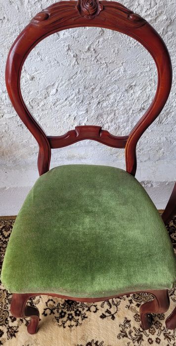 Para krzeseł medaliony antyk