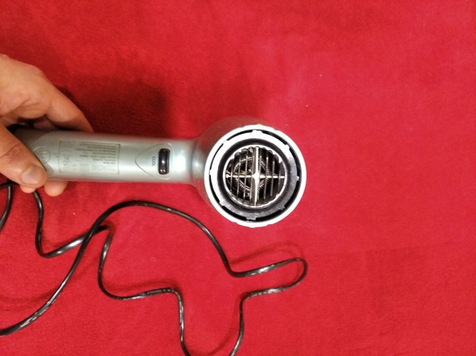 Suszarka do włosów BALANCE 2kW, sprawna,7 funkcji, 20zł