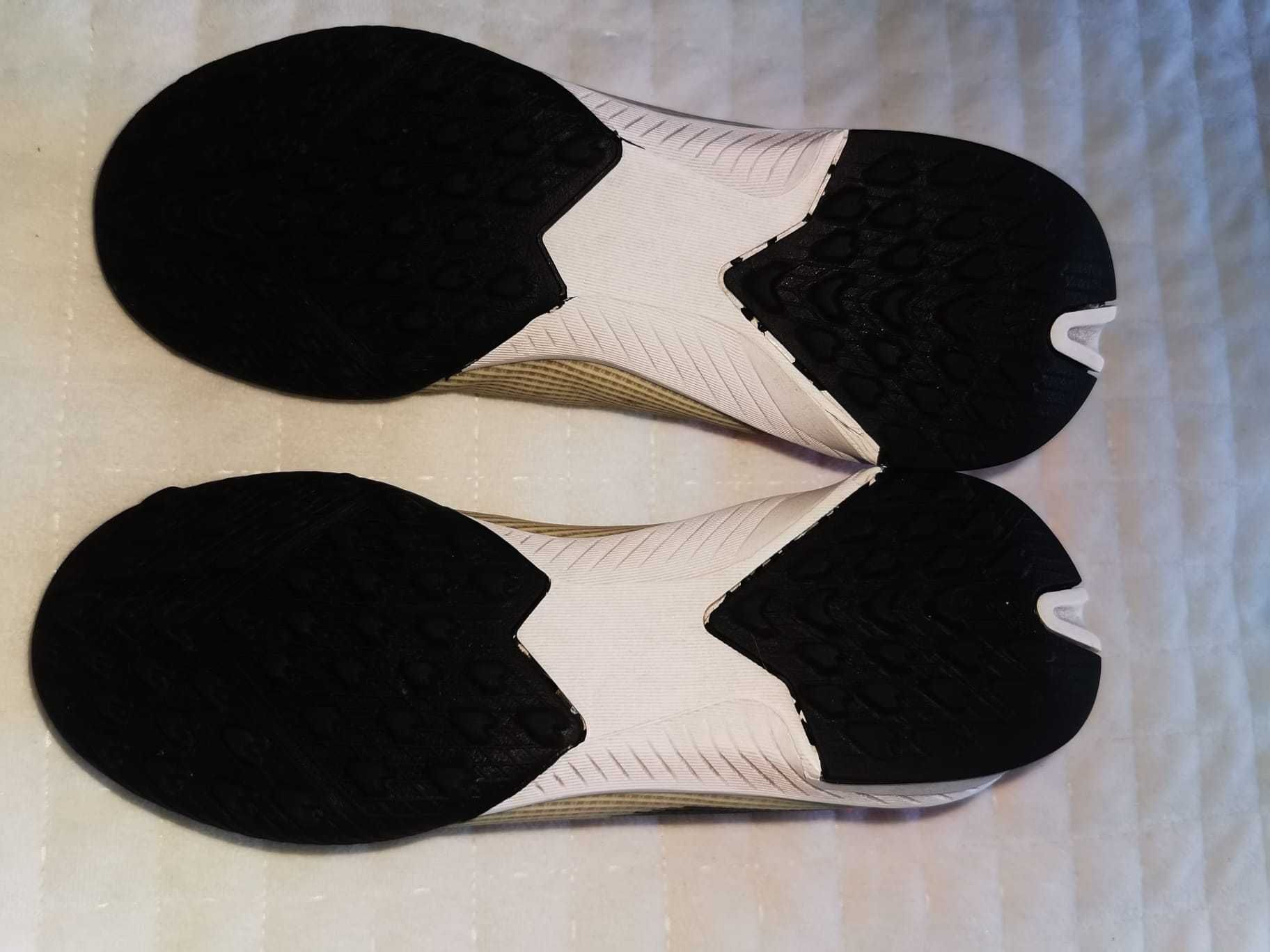 Buty sportowe na piłkę r 33 adidas