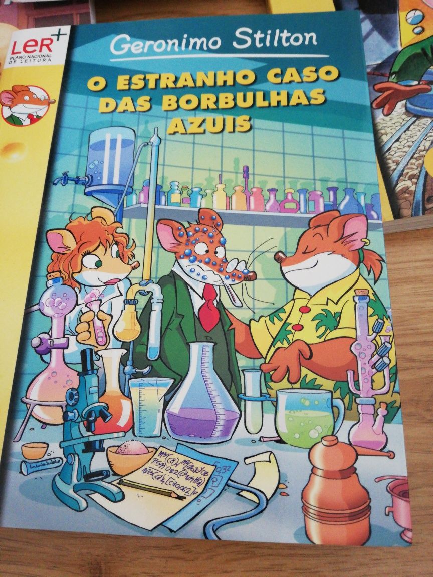 Livros variados jovens