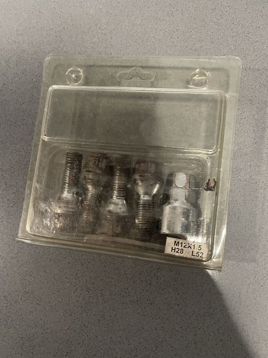 Parafuso de seguranca antiroubo para jantes