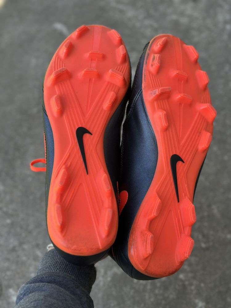 Бутси nike t90