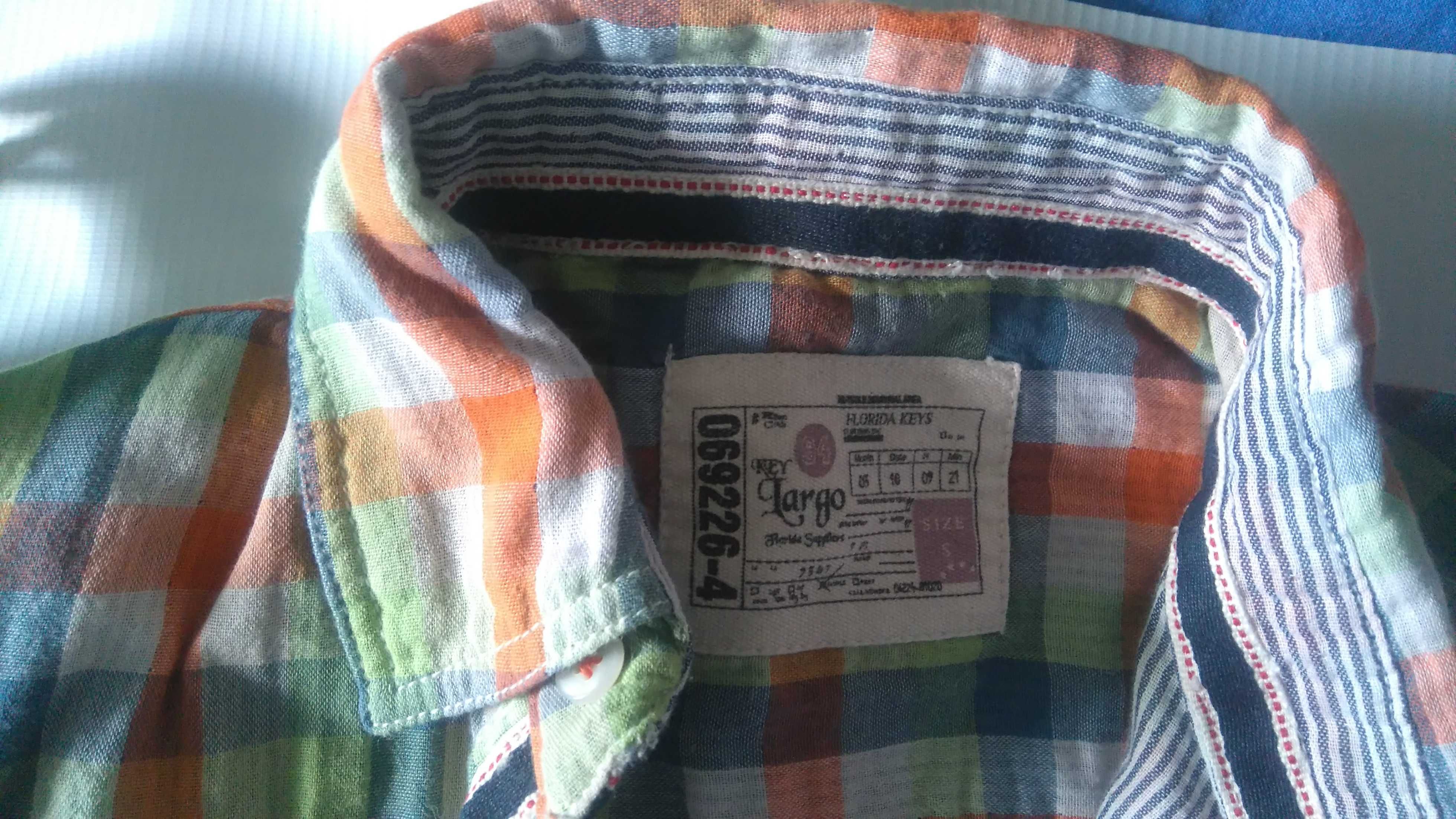 koszulki 4 sztuki rozmiar 3x S i  1x M stan b.db.