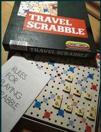 Oryginalne podróżne Scrabble Travel, angielskie JAK Nowe +inst