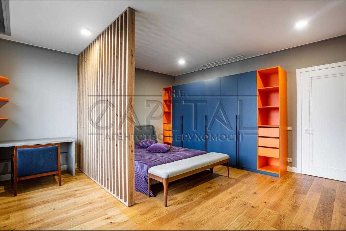 Продаж / Будинок / Романків / 430 м2