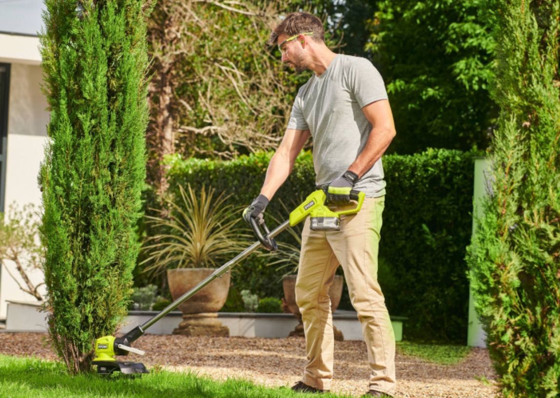 Тример садовий акумуляторний Ryobi ONE+ RY18LT33B-0 18В 33см 2.6кг