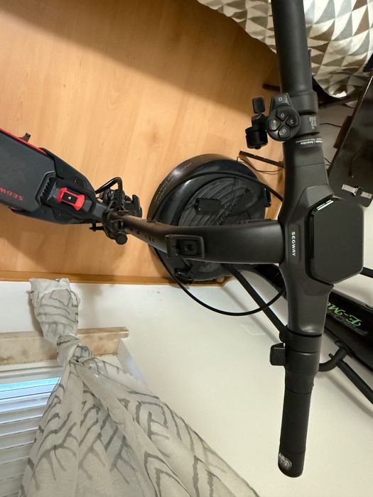 Trotinete Segway ZT3 Pro