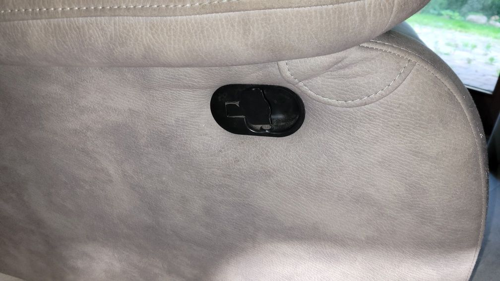 Sofa i 2 fotele z funkcją relax