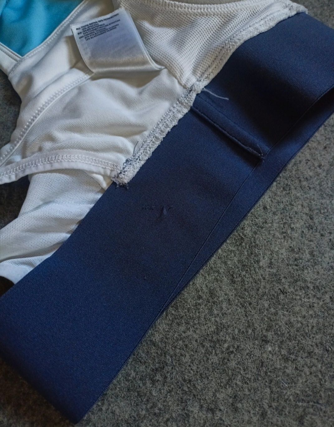 Biustonosz sportowy Stella McCartney adidas