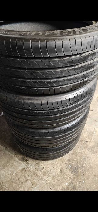 Opony letnie Michelin primacy 4 235/45/19 z 22roku