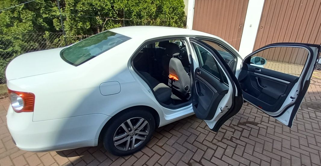 Volkswagen Jetta 2009 Diesel 2,0 -170 KM