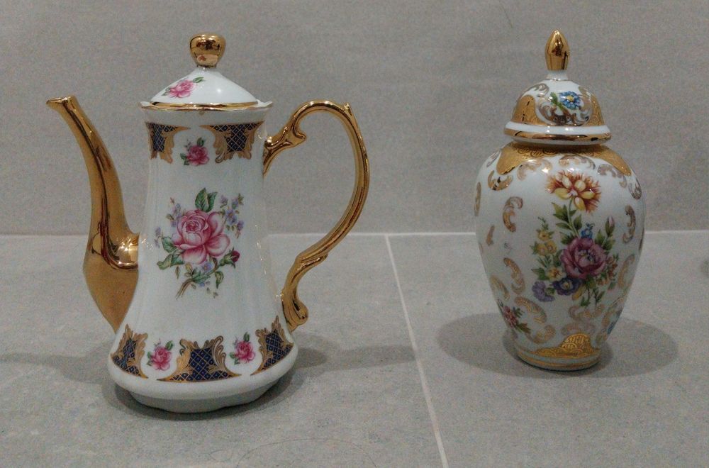 Várias Peças em Porcelana