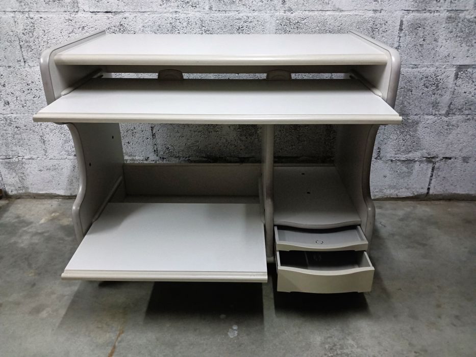 Secretaria multifuncional, estrutura resistente com rodas, 96/80/50cm