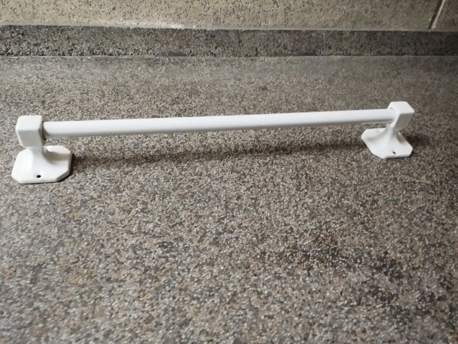 Suporte tualha esmalte antigo