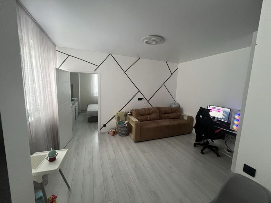 Продам квартиру 39,9 квадратів.