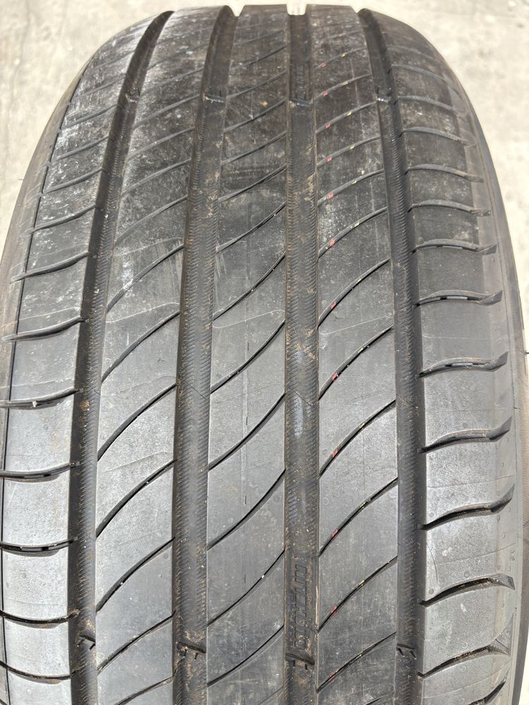 Michelin Primancy 4 DEMO 235/45/20 100V