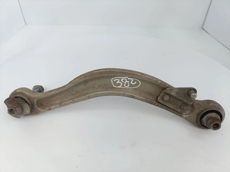 Braço de suspensão trás esquerdo MERCEDES-BENZ Classe C (W204)