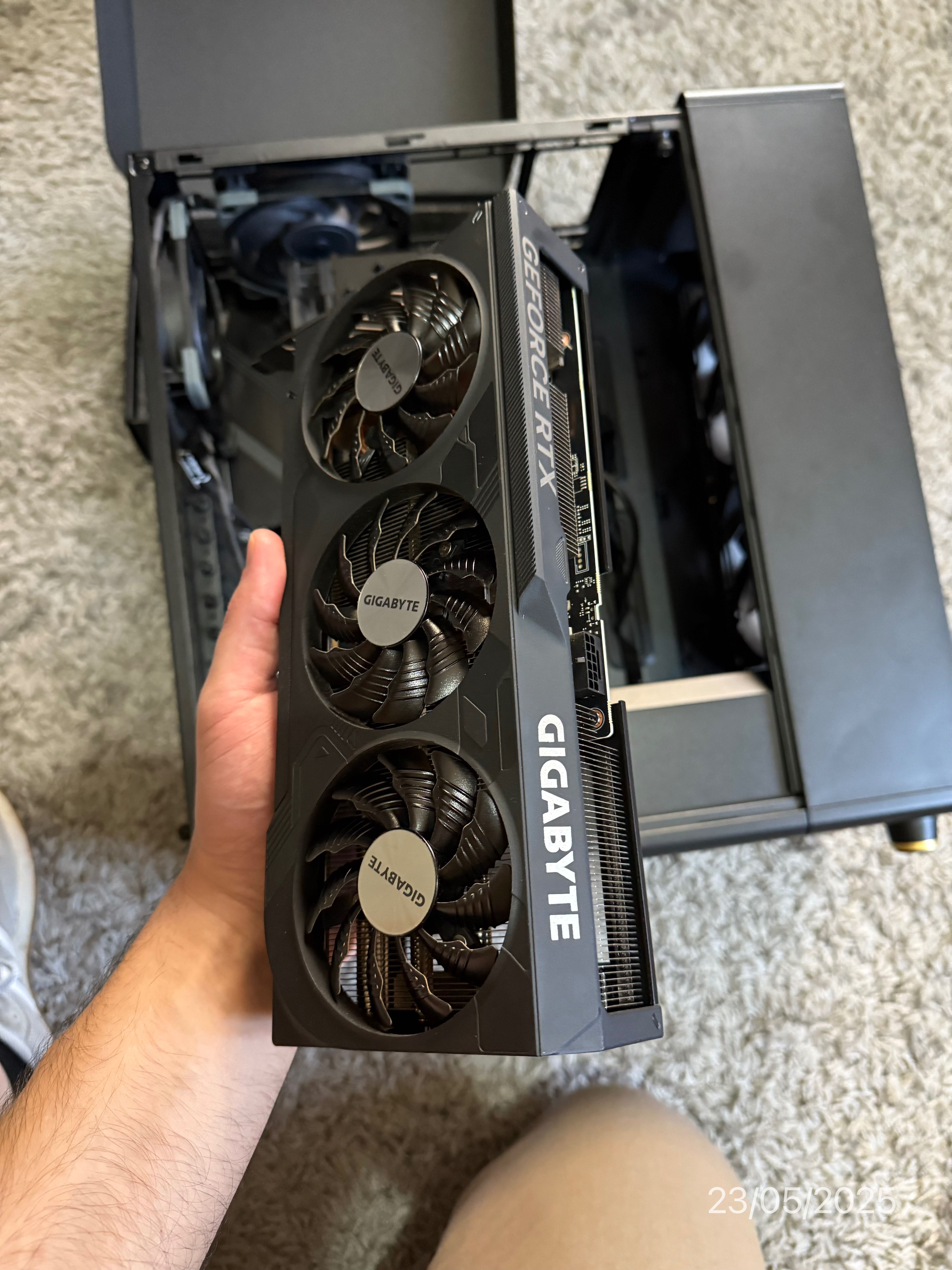 High-End i7-14700KF + RTX 4070 Super + 64GB DDR5