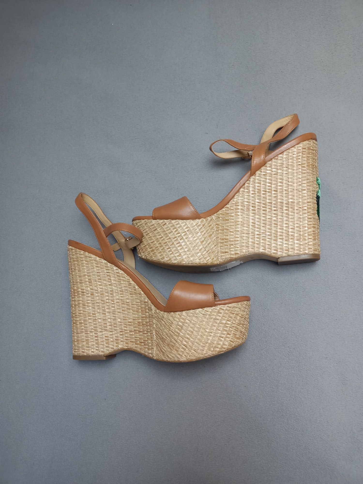 MICHAEL KORS Buty espadryle koturna haftowane Michael Kors