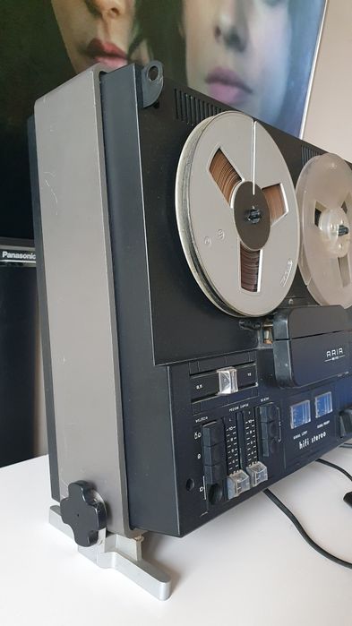 Magnetofon szpulowy Unitra ZRK Aria MS 2412