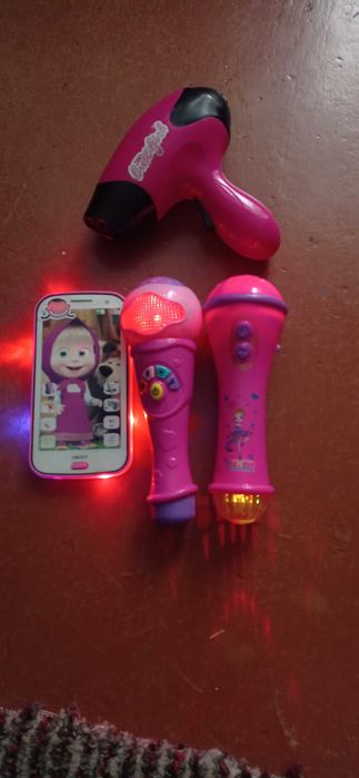 Музыкальный игрушечный микрофон , игрушка -телефон , игрушка фен