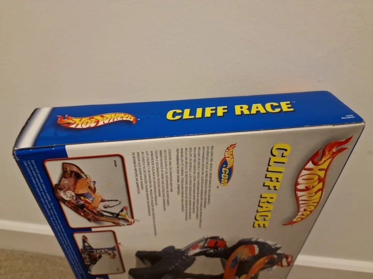 Hot Wheels Cliff Race Гонка по скалам, запакованный трек 2002 года