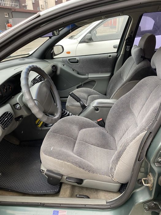 Chrysler Stratus LE 2.0