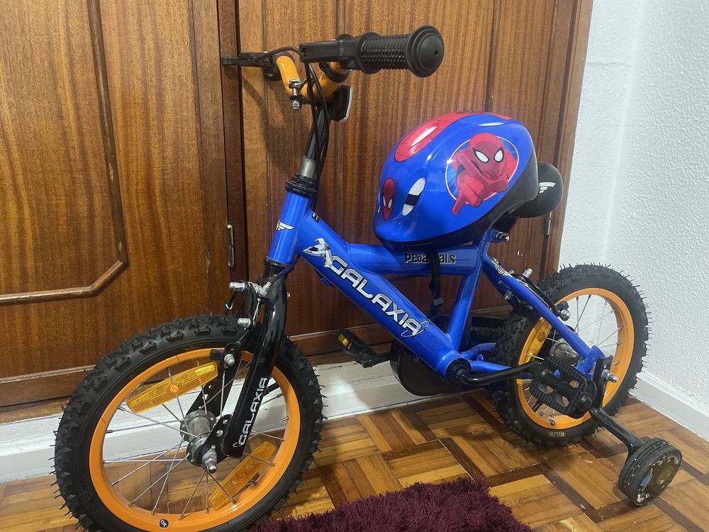 Bicicleta crianca como nova