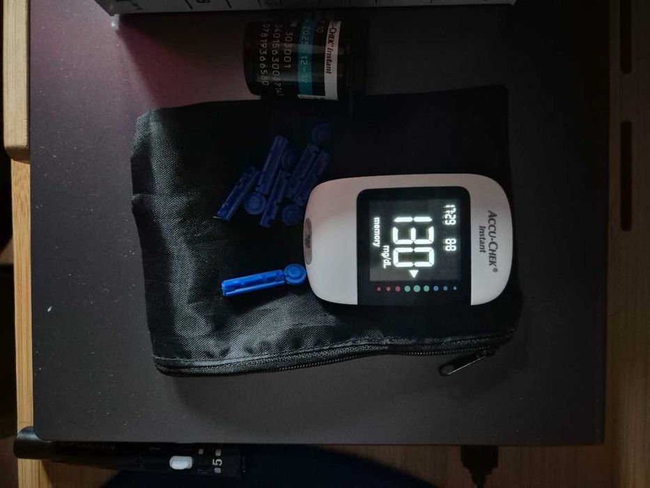 Accu check instant, bezprzewodowy pomiar stężenia cukru