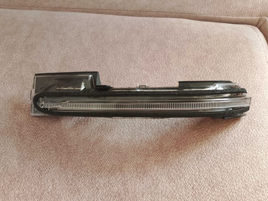 Kierunkowskaz lewy LED do Hyundai tutson