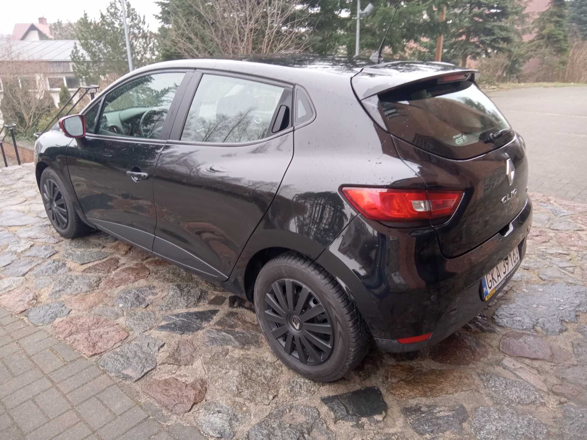 Renault Clio 2013 rok 5 drzwi salon bezwypadek 0.9 tce klima ładny