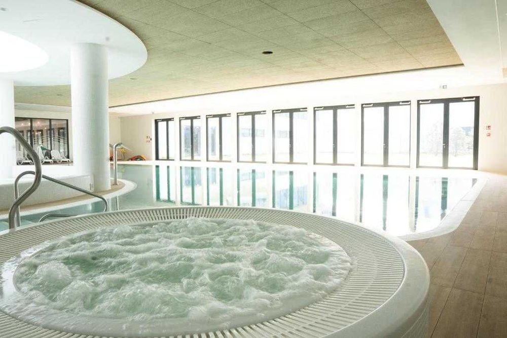 Pobierowo Pinea Apartament  Basen widok na morze 7 piętro 5-7.12.Wolne