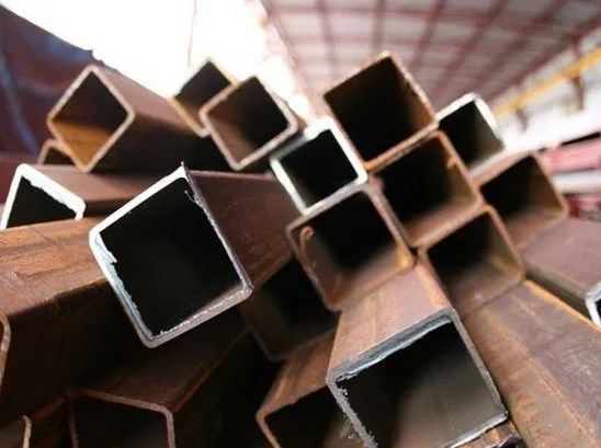 Труба профильная от 10 - 200 мм квадратная. Профиль металл.