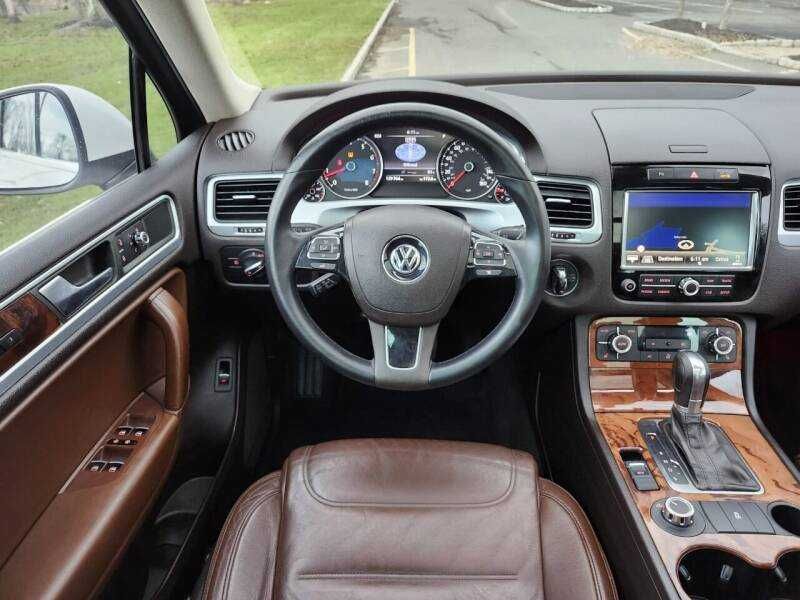 2012 Volkswagen Touareg