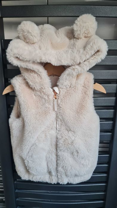 Kamizelka z kożuszkiem dziewczęca Nutmeg 86/92