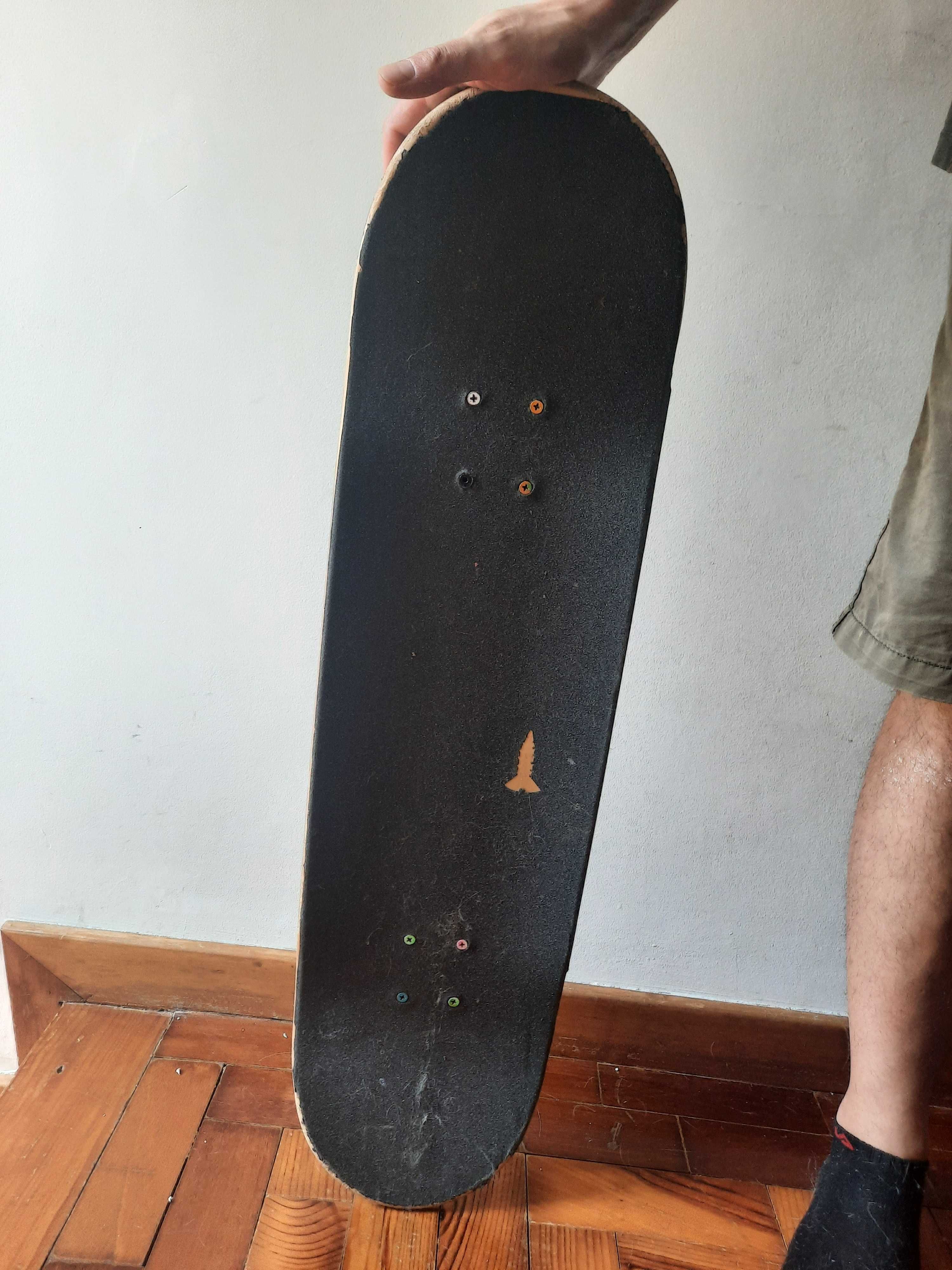 Skate Completo Pronto a Andar – Qualidade Top – Pouco Uso