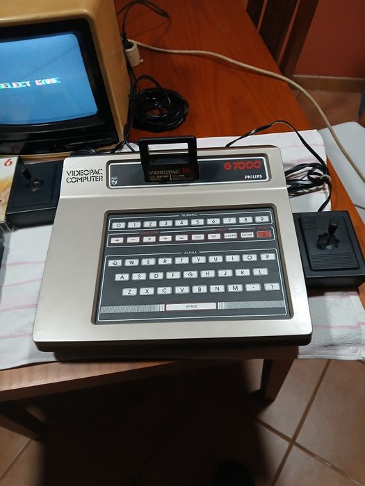 Consola de jogos Philips G7000- videopac computer