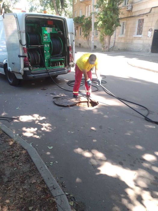 Чистка труб / Чистка каналізації Львів 24/7