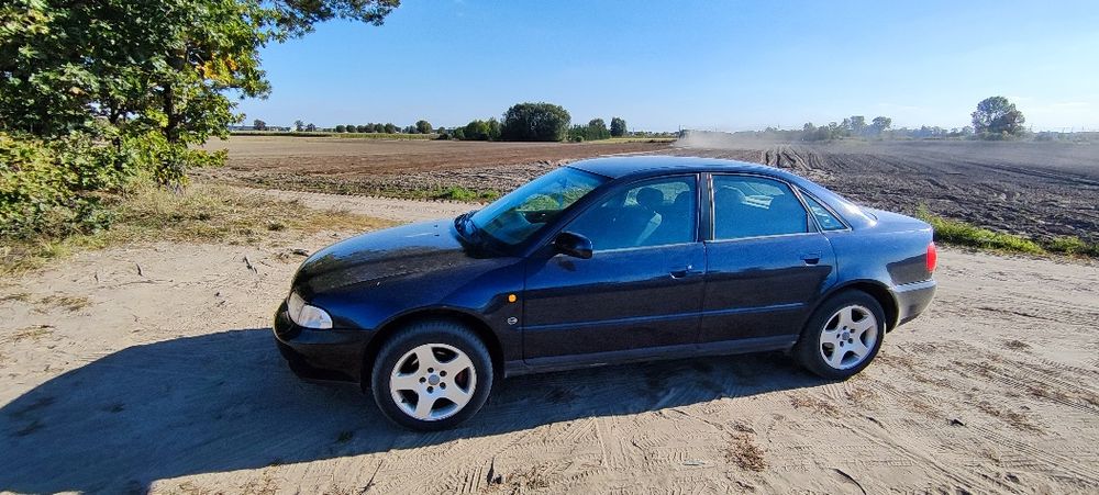 Audi A4 B5 1.8 125KM LPG Nowy akumulator, 2 komplety kol