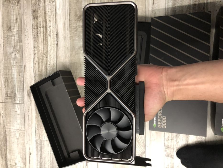 NVIDIA GeForce 3080 Founders Edition ціна за оду карту